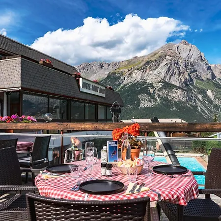 Hotel Restaurant Saint Roch Puy-Saint-Vincent